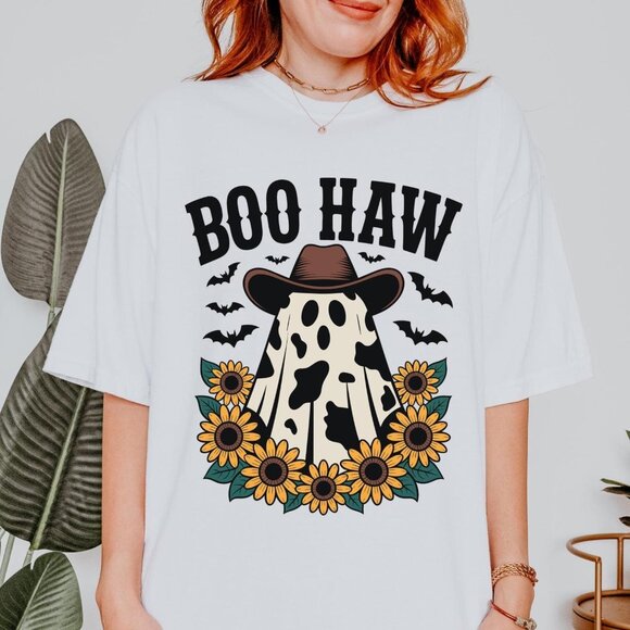 Funny Ghost Cowboy Halloween Design Tee - Picture 1 of 3